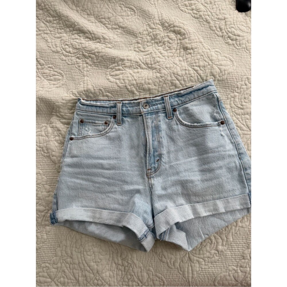 Abercrombie and Fitch The Dad Shorts High rise size 6/28